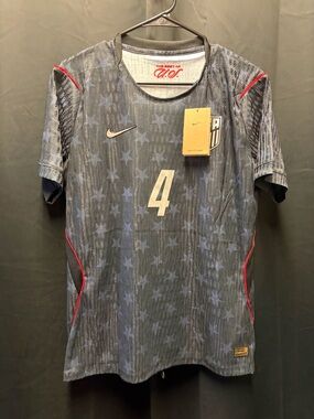 Tyler Adam’s USA Soccer 26 Jersey